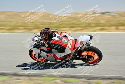 media/Apr-13-2025-TrackXperience (Sun) [[fb1ef998a6]]/Level 2 (Intermediate)/Turn 8 (Session 3)/